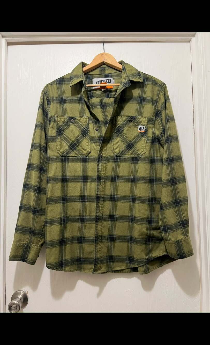 Duluth Trading Co. 40 Grit Men's Plaid Flannel Shirt Green